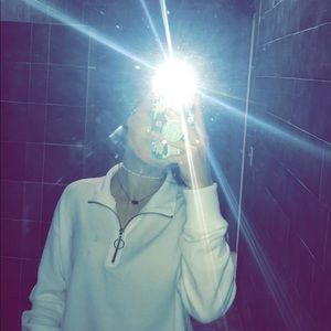 Meet your Posher, Chloe